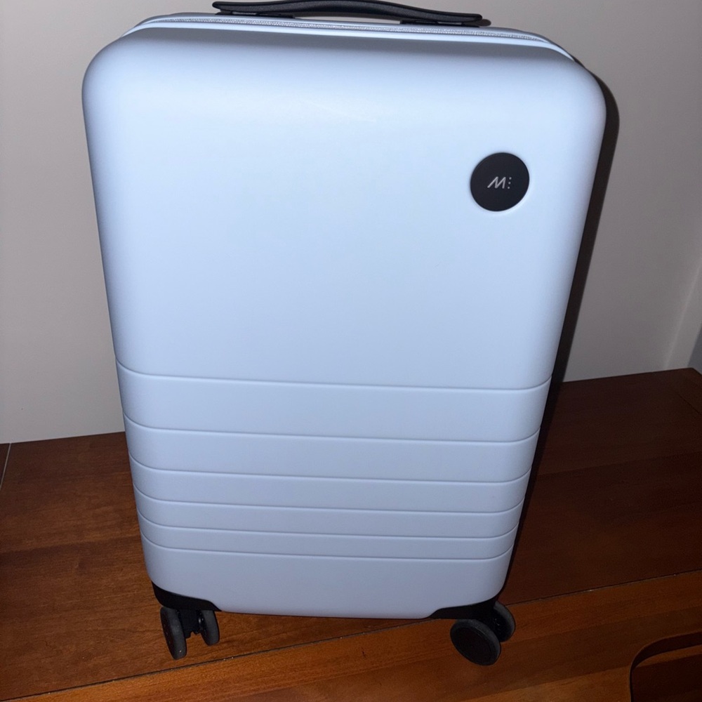 Monos Carry On (Blue Haze)